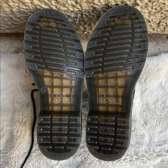 Dr Martens 1460 Stud Studded Black Ankle Boots size men’s 7 women’s 8 - Picture 7 of 11